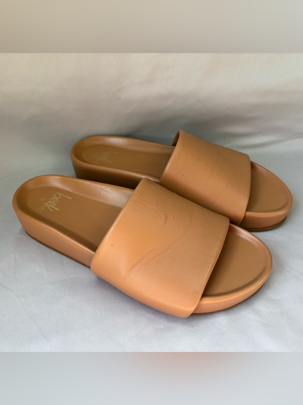 beek Women's Camel Slide Sandals Size 9 - Picture 3 of 11